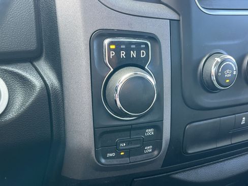 Used 2017 RAM 1500 Express AWD/4WD image 20