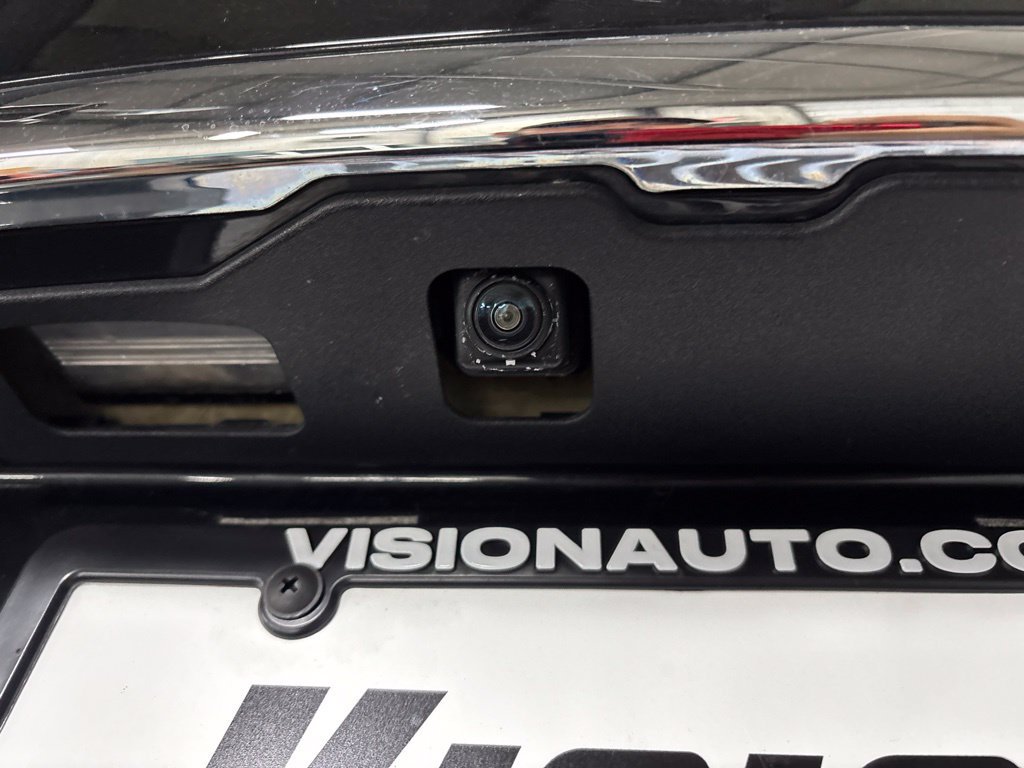 Used 2018 Nissan Rogue SV AWD/4WD image 15