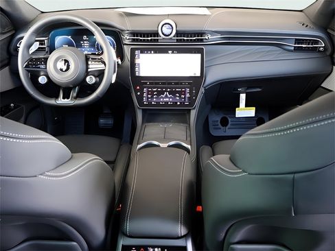 New 2025 Maserati Grecale Modena image 15