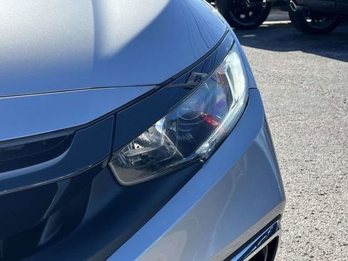 Used 2019 Honda Civic LX image 9