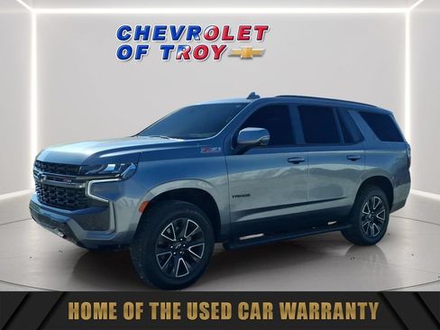 Used 2021 Chevrolet Tahoe Z71 w/ Luxury Package AWD/4WD image 4