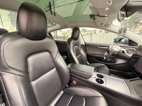 Used 2021 Tesla Model 3 Performance AWD/4WD image 25