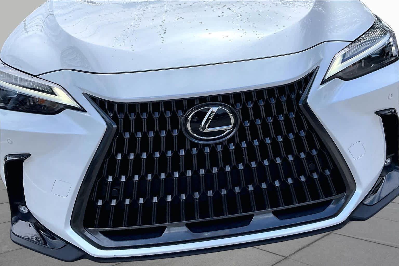Used 2024 Lexus NX 350h AWD image 30