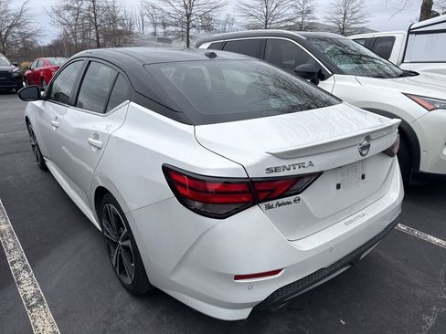 Used 2023 Nissan Sentra SR w/ Electronics Package image 7