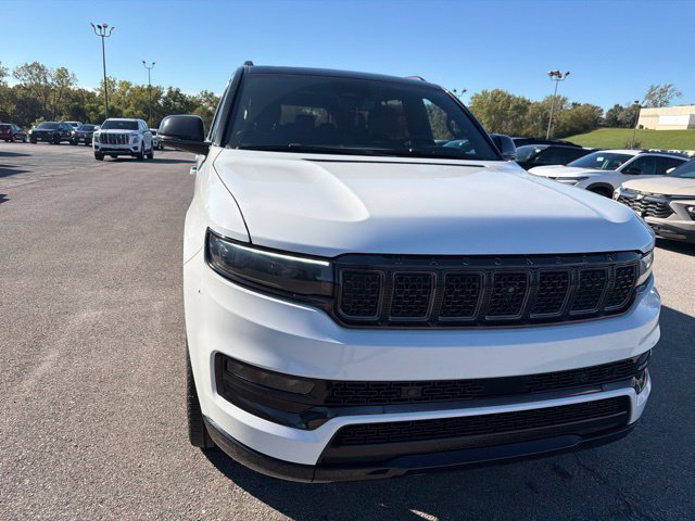 Used 2024 Jeep Grand Wagoneer Series II Obsidian w/ Quick Order Packagew 28T AWD/4WD image 6
