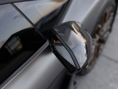 Used 2025 Lamborghini Revuelto AWD/4WD image 22