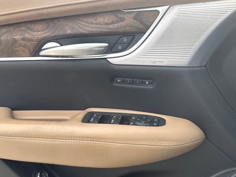 Used 2023 Cadillac XT5 Premium Luxury w/ Platinum Package image 25