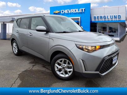 Used 2024 Kia Soul LX w/ Option Group 015