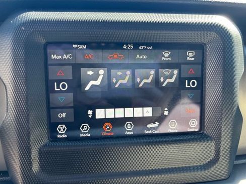 Used 2021 Jeep Gladiator Sport AWD/4WD image 19