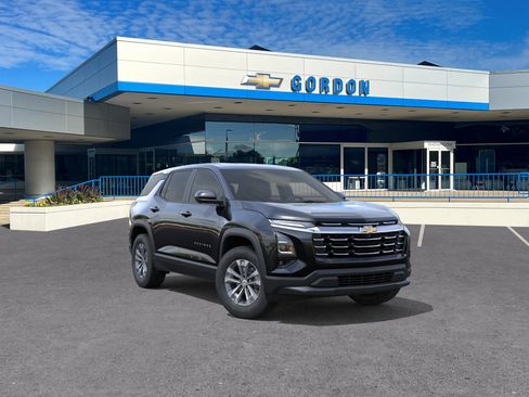 New 2026 Chevrolet Equinox LT w/ Convenience Package II AWD/4WD image 1