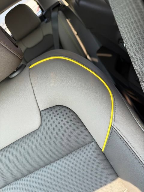 New 2026 Chevrolet Trax ACTIV FWD image 20