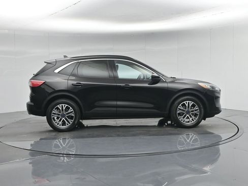 Certified 2020 Ford Escape SEL image 27