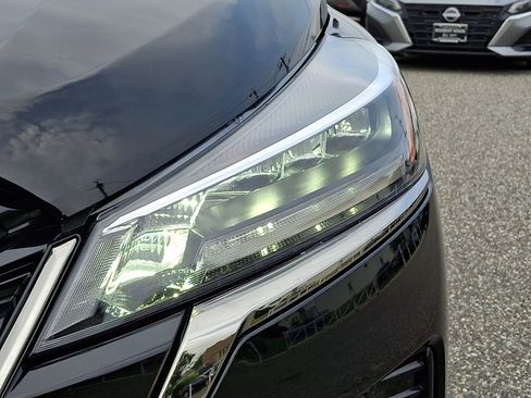Certified 2023 Nissan Kicks SR w/ SR Premium Package FWD image 9