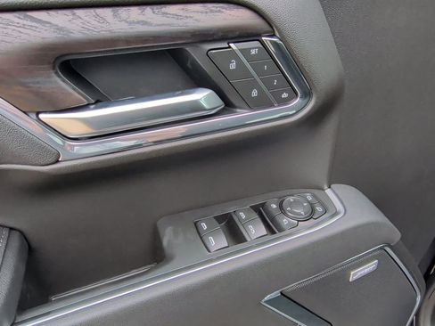 New 2026 GMC Sierra 1500 SLT image 12