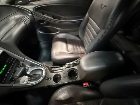 Used 2004 Ford Mustang GT RWD image 78