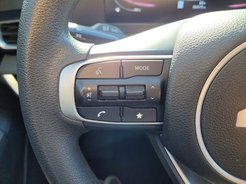 Used 2023 Kia Sportage LX FWD image 27