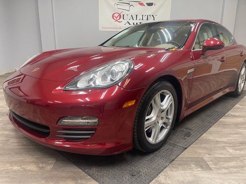 Used 2010 Porsche Panamera S RWD image 2