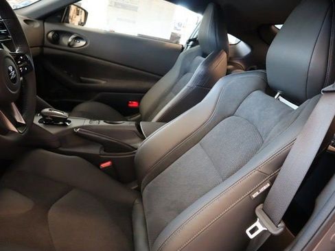 Used 2024 Nissan Z Performance w/ Floor Mat Package image 11