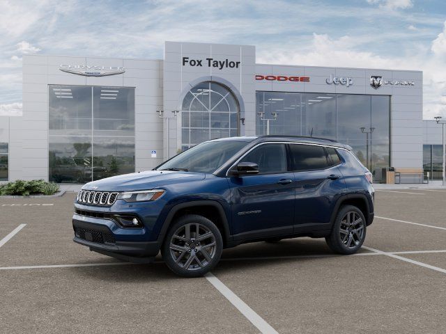 Used 2026 Jeep Compass Limited AWD/4WD image 2