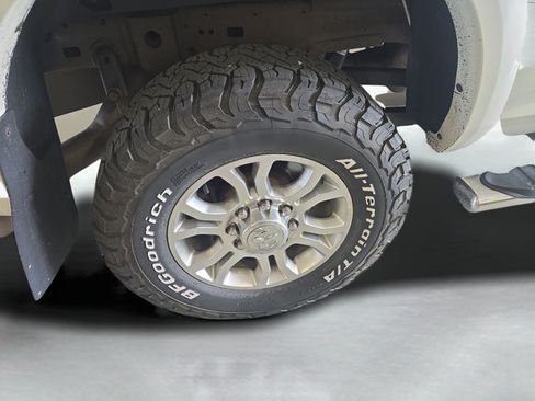 Used 2016 RAM 2500 Laramie AWD/4WD image 35