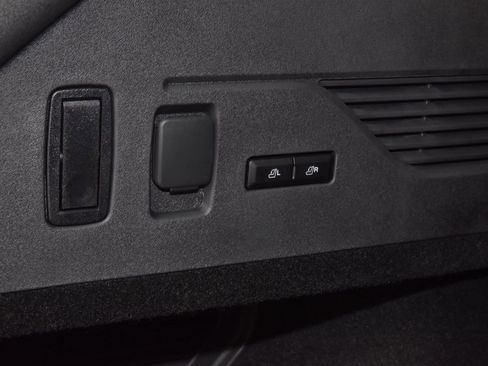 New 2026 Lincoln Nautilus Premier w/ Equipment Group 102A image 47