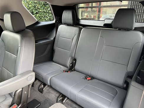 Used 2021 Chevrolet Traverse Premier w/ LPO, Cargo Package image 29