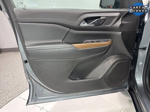 Used 2020 GMC Acadia SLE image 7