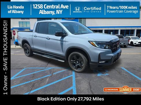 Certified 2025 Honda Ridgeline Black Edition image 1