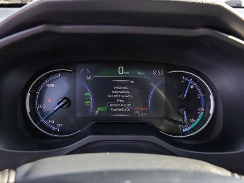 Used 2025 Toyota RAV4 SE w/ Weather & Moonroof Package AWD/4WD image 15