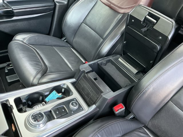 Certified 2023 Ford Explorer Platinum w/ Technology Package AWD/4WD image 27
