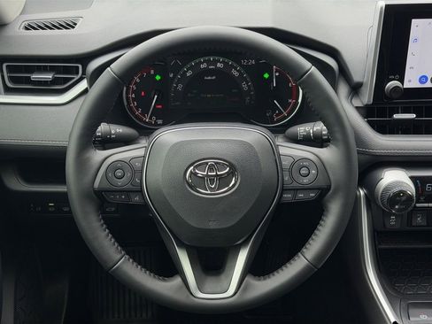 Used 2025 Toyota RAV4 XLE Premium w/ Weather Package AWD/4WD image 19