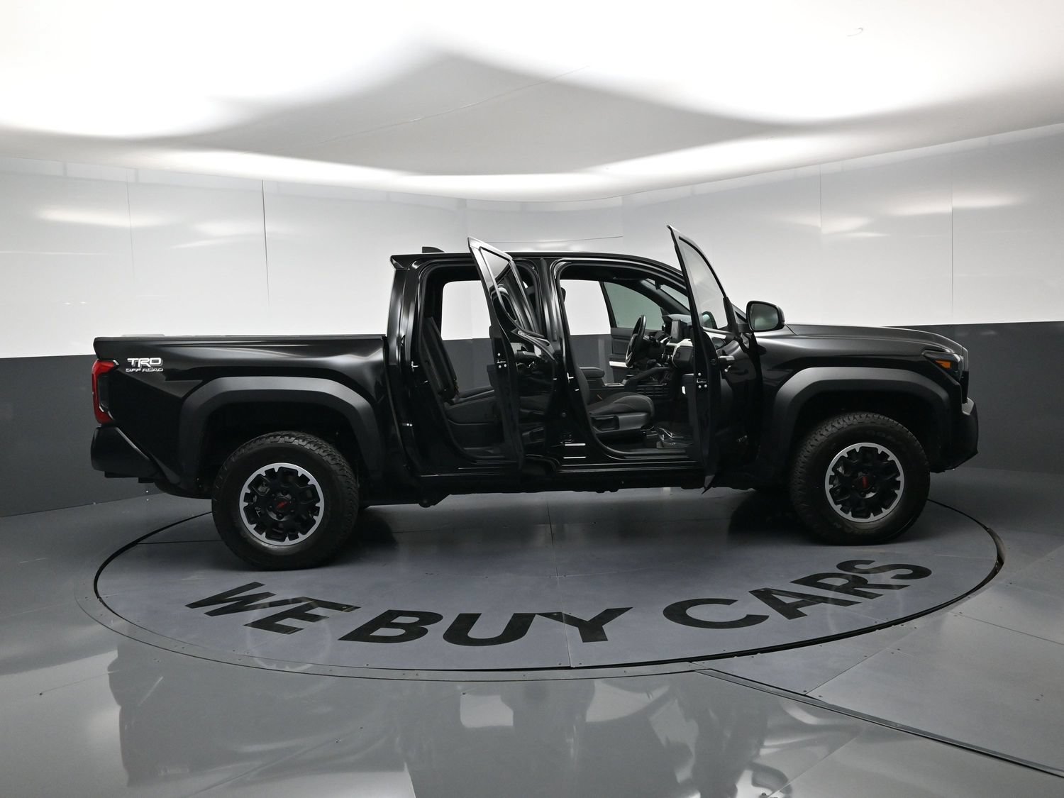 Used 2024 Toyota Tacoma TRD Off-Road AWD/4WD image 26