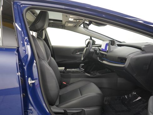 Used 2025 Toyota Prius Limited image 10