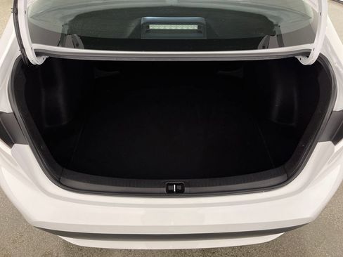 Certified 2022 Toyota Corolla L FWD image 10