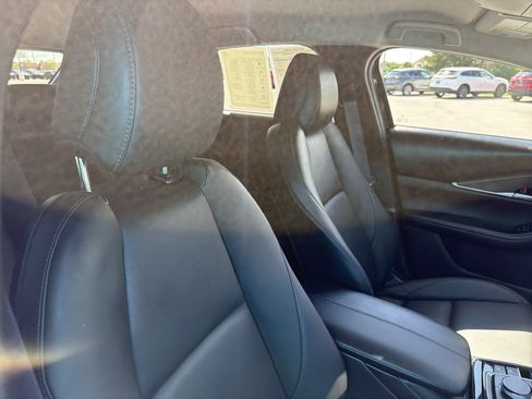Certified 2025 MAZDA CX-30 AWD 2.5 S w/ Select Sport Pkg image 30
