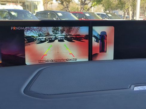 New 2025 Lincoln Navigator L Reserve w/ Jet Appearance Package image 16