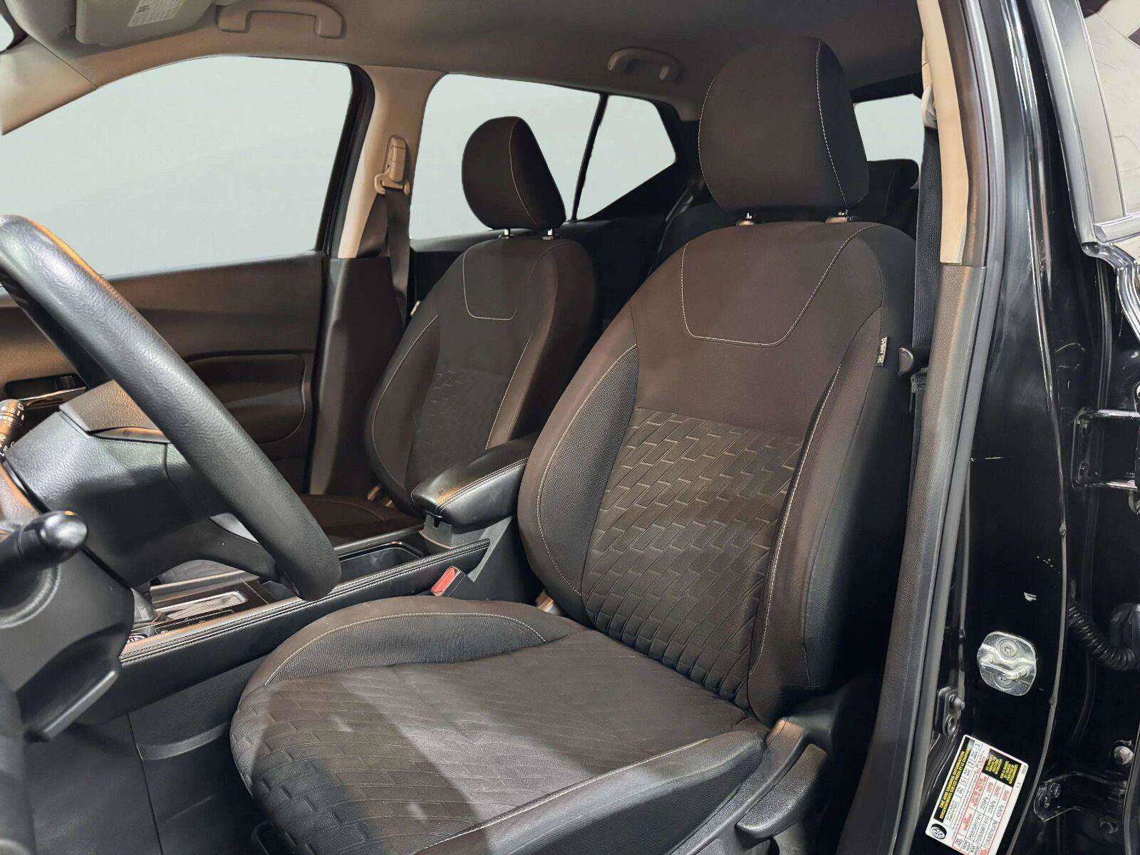 Used 2021 Nissan Kicks SV FWD image 21
