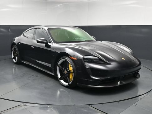 Used 2024 Porsche Taycan Turbo S w/ Premium Package AWD/4WD image 15
