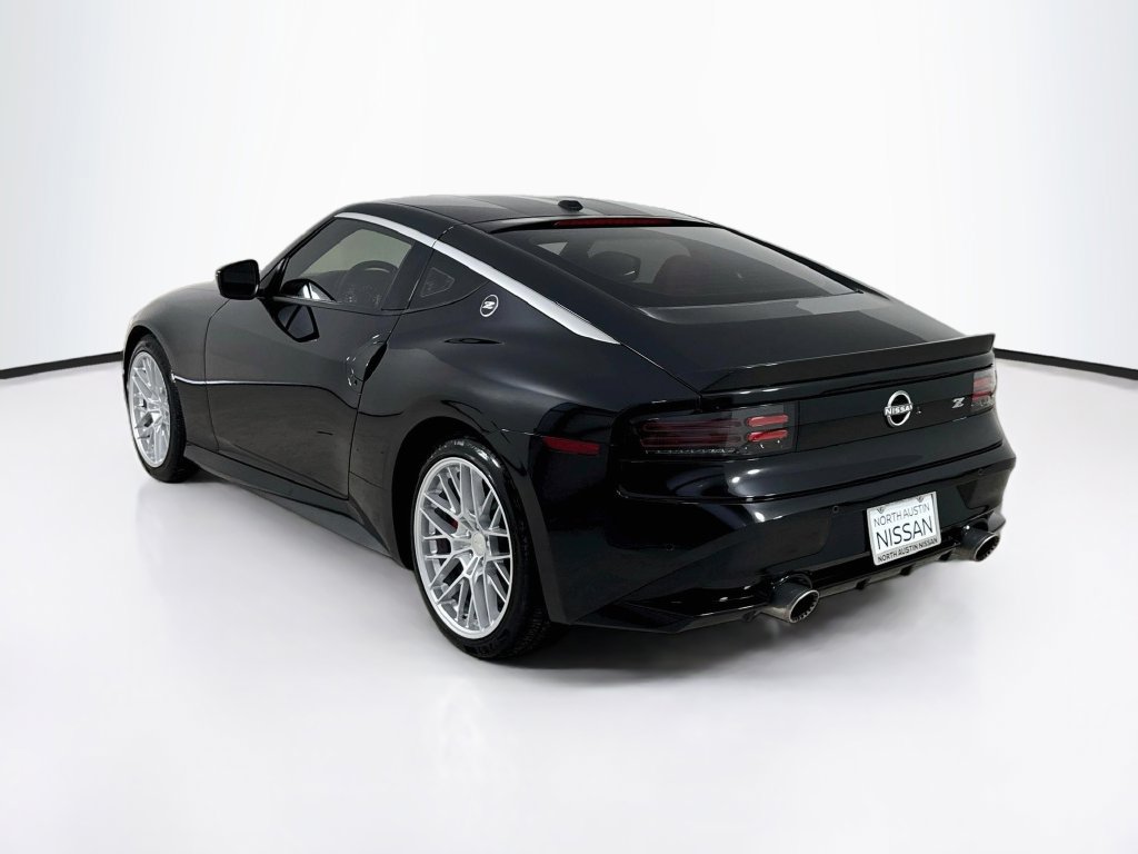 Used 2024 Nissan Z Performance w/ Floor Mat Package RWD image 5