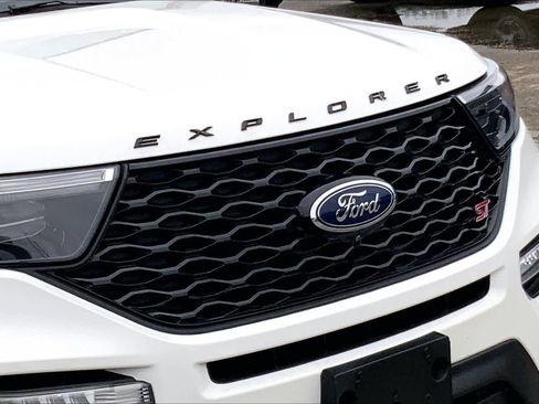 Certified 2021 Ford Explorer ST w/ Equipment Group 401A AWD/4WD image 27