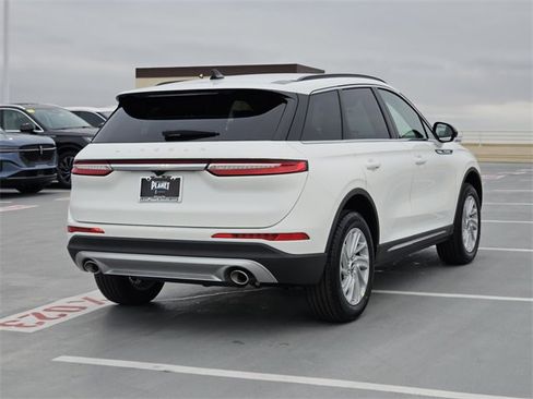 New 2026 Lincoln Corsair Premiere image 7