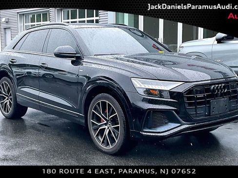 Used 2021 Audi Q8 Premium Plus w/ Premium Plus Package AWD/4WD image 9