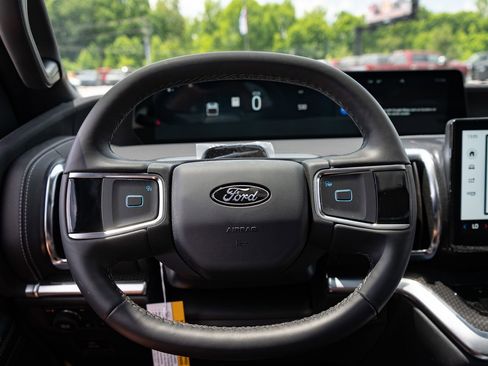 New 2026 Ford Expedition Max Platinum w/ Stealth Performance Package AWD/4WD image 46