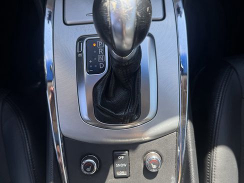 Used 2014 INFINITI Q60 2dr Auto AWD w/ Premium Package image 16