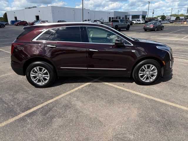 Used 2020 Cadillac XT5 Premium Luxury w/ LPO, Floor Liner Package AWD/4WD image 7