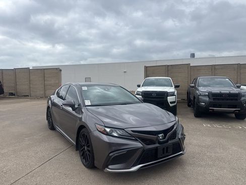 Used 2023 Toyota Camry XSE image 1