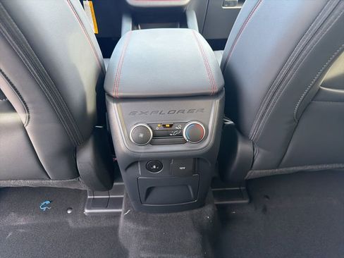 New 2026 Ford Explorer ST-Line AWD/4WD image 17