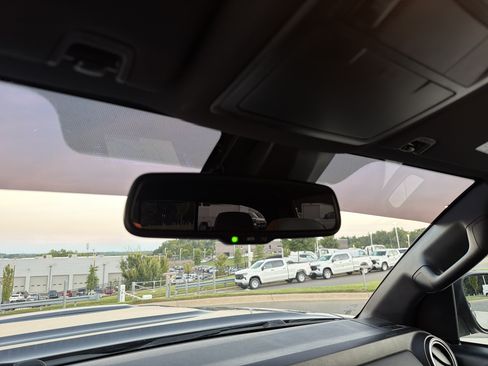 Used 2019 Toyota Tacoma TRD Sport w/ Technology Package RWD image 27