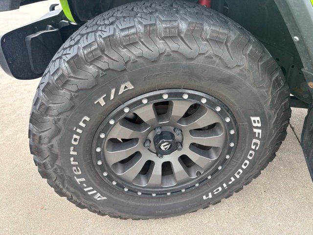 Used 2021 Jeep Gladiator Overland w/ Popular Equipment Package AWD/4WD image 11
