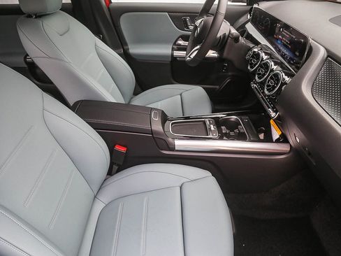 New 2026 Mercedes-Benz GLA 250 image 14